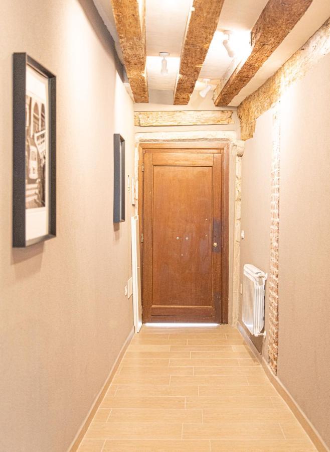 Ca' Leoncino - Venice Canal Front Apartment Bagian luar foto